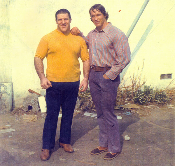 Arnold Schwarzenegger and Bruno Sammartino