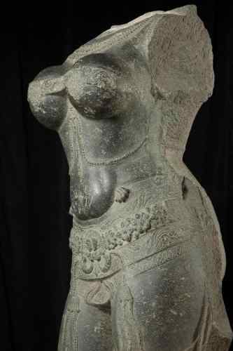 Torso of a female deity (detail), 1400-1600. Southern India. Stone. Asian Art Museum, The Avery Brundage Collection, B63S3. Asian Art Museum, San Francisco.Torso of a female deity (detail), 1400-1600. Southern India. Stone. Asian Art Museum, The Avery Brundage Collection, B63S3. Asian Art Museum, San Francisco.
