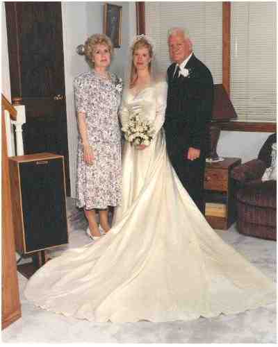Marge Yourshaw, daughter Barbara Mancini, Barbara's dad Joe Yourshaw in 1994