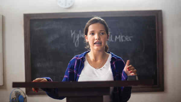 Youth hunger activist Kylee McCumber, age 13, distributes meal kits to hungry children in her local community of Leominster, Massachusetts through her program, Kylee’s Kare Kits for Kidz.