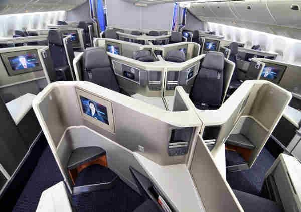 American Airlines 777-200 features a fully refurbished cabin with specially designed fully lie-flat seats in Business Class.