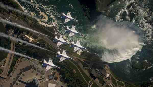 U.S. Air Force photo by Senior Airman Jason Couillard