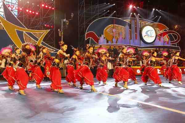 The cultural delegation from Jingpo Ethnic Group, Dehong Prefecture, Yunnan province