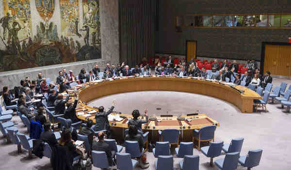 Security Council adopts a resolution. UN Photo / Amanda Voisard