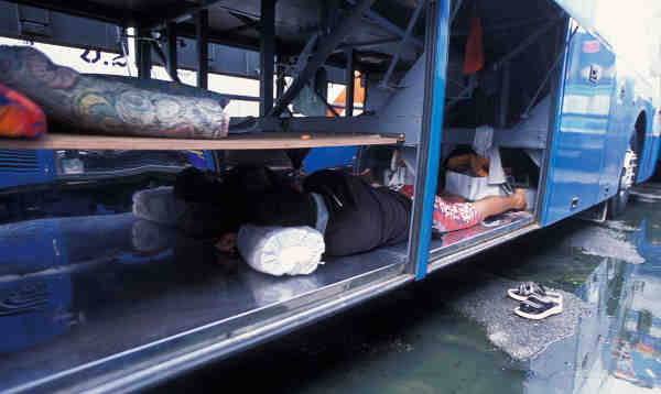The Mo Chit bus station in Bangkok, Thailand, which is an active hub for human traffickers. Photo: UNICEF / Jim Holmes