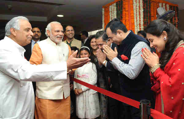 Narendra Modi interacts with the students and teachers, at the event “Nayi Disha, Naya Sankalp”, in New Delhi on February 14, 2016.