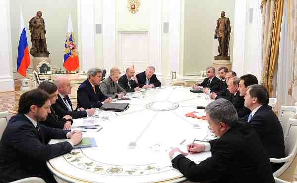 Vladimir Putin and John Kerry in the Meeting