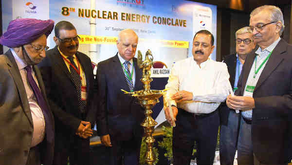 Dr. Jitendra Singh lighting the lamp to inaugurate the 8th Nuclear Energy Conclave, in New Delhi on September 30, 2016