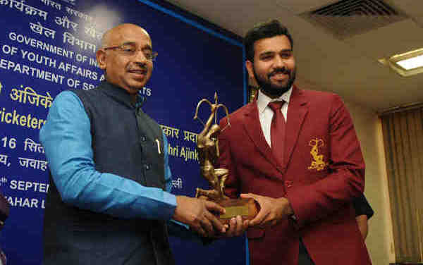 Cricketer Rohit Sharma receives Arjuna Award in New Delhi on September 16, 2016
