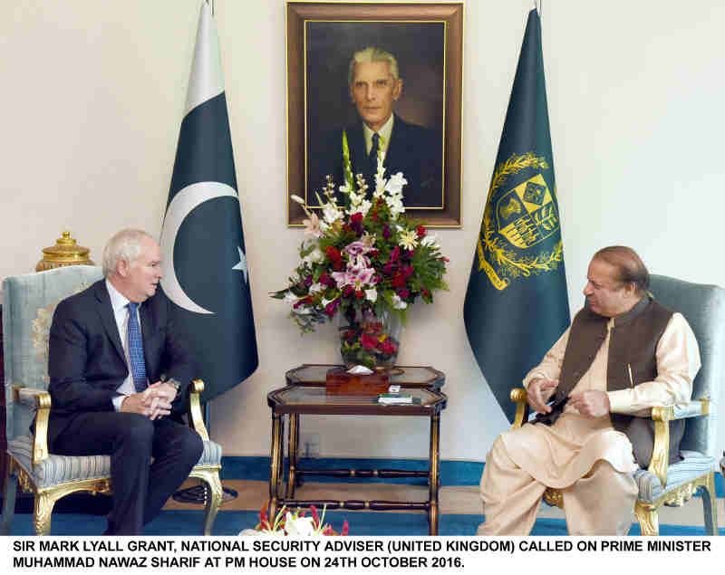 UK Praises Pakistan for War Against Terrorism