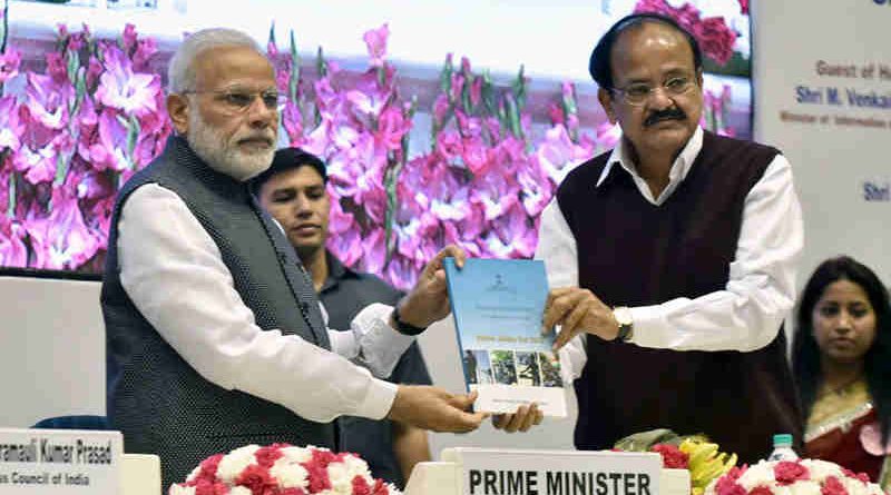 Narendra Modi at the Golden Jubilee celebrations of the Press Council of India, on the occasion of the National Press Day, in New Delhi on November 16, 2016. The Union Minister for Urban Development, Housing & Urban Poverty Alleviation and Information & Broadcasting, M. Venkaiah Naidu is also seen.