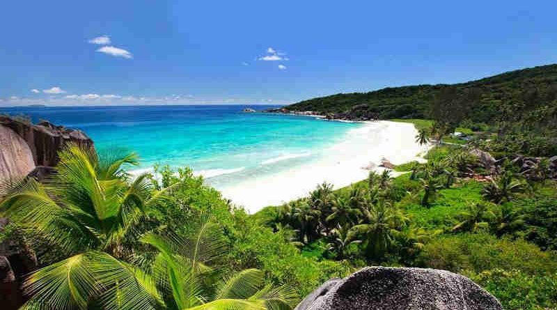 Digue Island, Seychelles. Photo: UNWTO