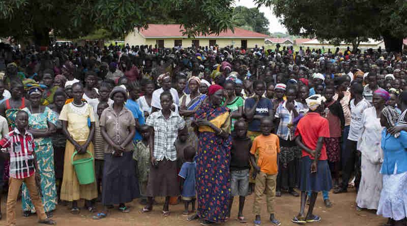 Thousands of internally displaced people gather at Emmanuel Church Compound in Yei, South Sudan. Photo: UNHCR / Rocco Nuri