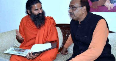 Yoga Guru Baba Ramdev meeting Minister Vijay Goel to promote yoga in sports - in New Delhi on December 06, 2016