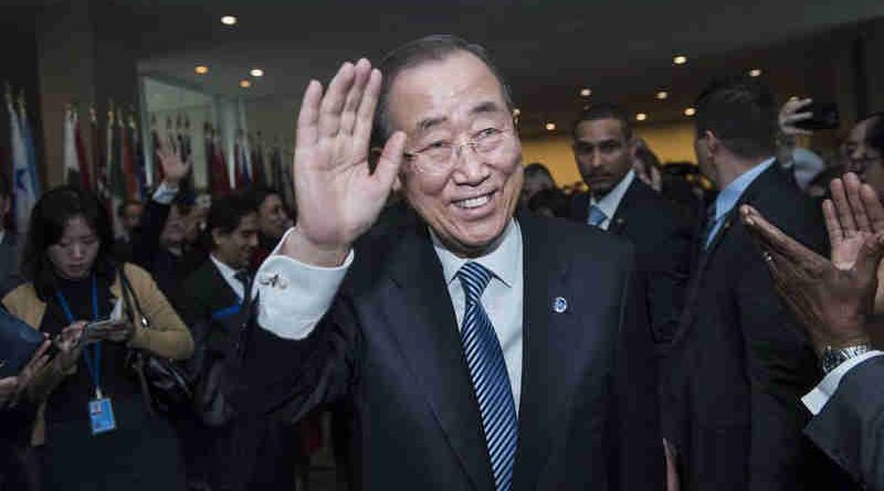 Secretary-General Ban Ki-moon bids farewell to delegates, staff, senior advisers, and other well-wishers at UN Headquarters in New York. UN Photo / Amanda Voisard