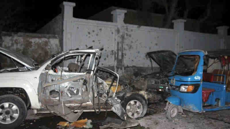 Violent extremists have carried out bombings in the Somali capital of Mogadishu on various occasions. Shown here is the aftermath of a car bomb attack on the city's Banadir Beach hotel on 25 August 2016. Photo: UN Somalia (file)