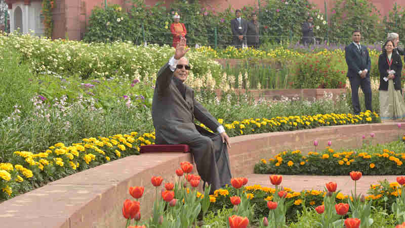 The President, Shri Pranab Mukherjee opens the annual “Udyanotsav” of the Mughal Gardens of Rashtrapati Bhavan, in New Delhi on February 04, 2017.