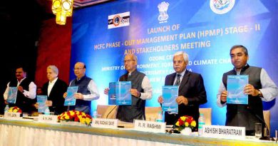 Anil Madhav Dave launching the Hydrochlorofluorocarbon (HCFC) Phase-Out Management Plan (HPMP) Stage-II – India, in New Delhi on March 06, 2017
