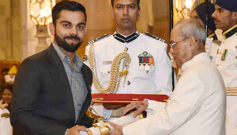 President Pranab Mukherjee presenting the Padma Shri Award to cricketer Virat Kohli, at a Civil Investiture Ceremony, at Rashtrapati Bhavan, in New Delhi on March 30, 2017