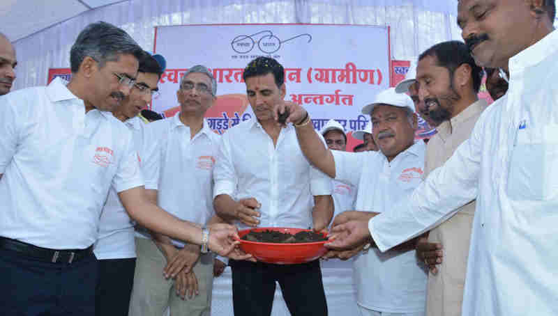 Bollywood actor Akshay Kumar undertook a toilet pit emptying exercise, in Reghwan village, at Khargone district, Madhya Pradesh on April 01, 2017.