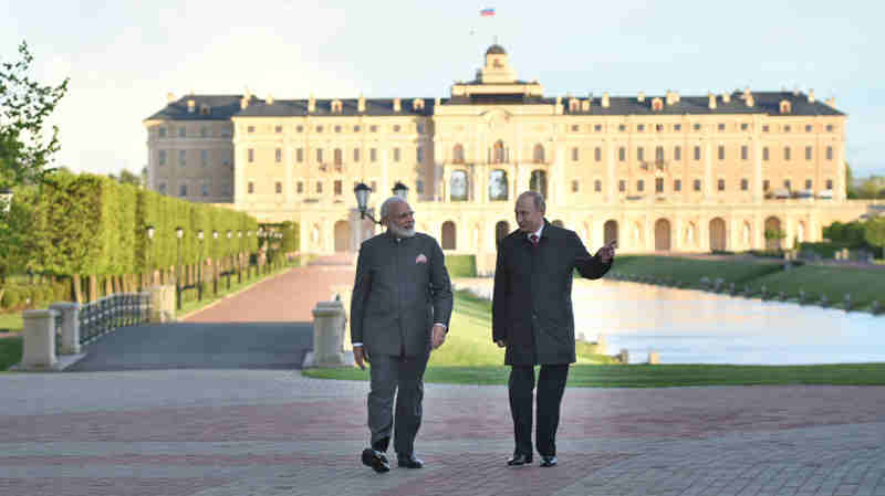Narendra Modi with the President of Russian Federation, Vladimir Putin, at Konstantin Palace, in St. Petersburg, Russia on June 01, 2017
