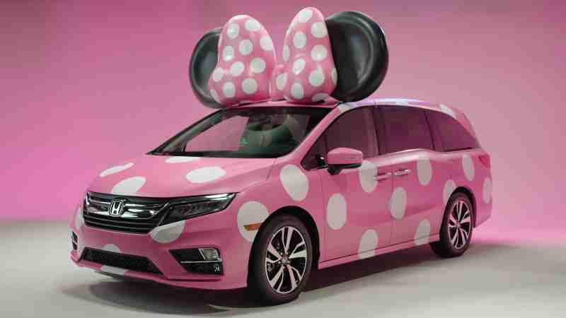 Honda Goes Fashion Forward with Debut Display of One-of-a-Kind “MINNIE VAN” – Custom-Designed Odyssey Created for Disney D23 Expo