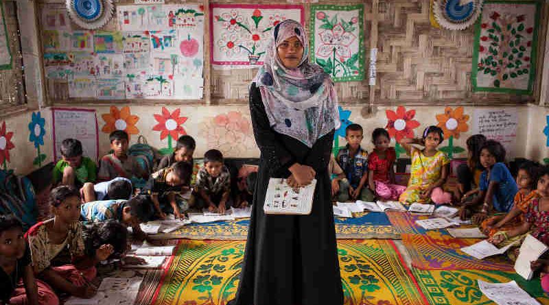 Shahera Begum 22 years old has been teaching at the Projapoti Child Learning Centre Kutupalong Makeshift Camp since Decemeber 2016. She's from the nearby town Haladia Palong Moricya, Ukhia, in Cox’s Bazar. Photo: UNICEF