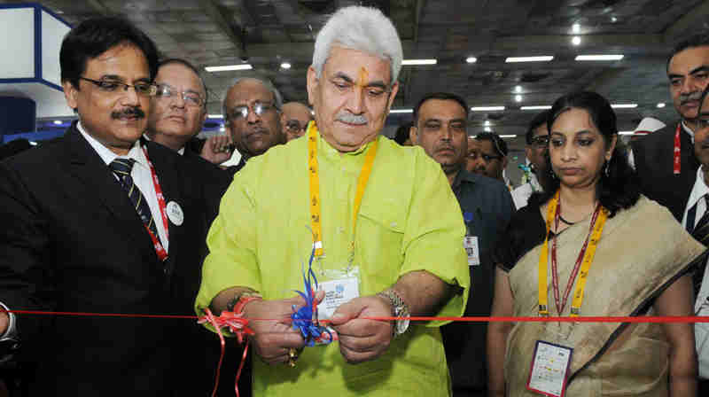 Manoj Sinha inaugurating the “India Mobile Congress 2017” in New Delhi on September 27, 2017