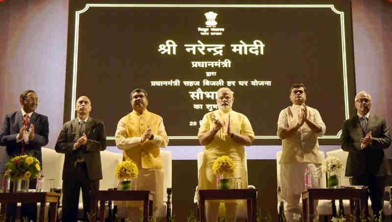 Narendra Modi launching the Pradhan Mantri Saubhagya Yojana, at Deendayal Urja Bhawan, in New Delhi on September 25, 2017