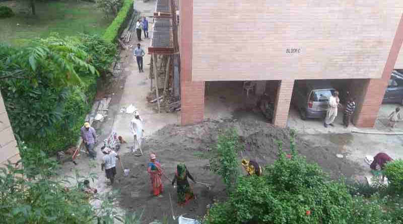 Deadly dust and noise pollution is caused by FAR construction in occupied cooperative group housing societies of Delhi. Court has now stopped FAR construction, but corrupt DDA officials are still giving FAR approvals.