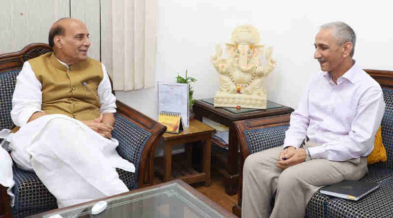 Shri Dineshwar Sharma, former Director of Intelligence Bureau, calling on the Union Home Minister, Shri Rajnath Singh, after being appointed as the Representative of Government of India to initiate dialogue in Jammu and Kashmir, in New Delhi on October 23, 2017.