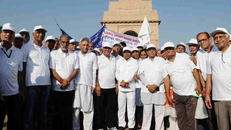 The Union Minister for Social Justice and Empowerment, Shri Thaawar Chand Gehlot and the Minister of State for Social Justice & Empowerment, Shri Krishan Pal at the flag-off ceremony of a “Morning Walkathon” for Senior citizens, organised by the Ministry of Social Justice and Empowerment, on the occasion of the International Day of Older Persons (IDOP), in New Delhi on October 02, 2017.