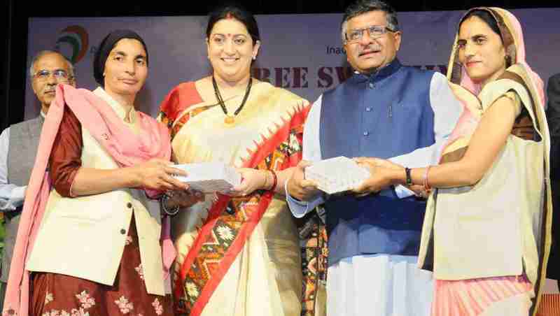 Ravi Shankar Prasad and Smriti Irani at the inauguration of the workshop on “Stree Swabhiman: CSC Initiative for promoting Women’s Health & Hygiene”, on the International Women’s Day, in New Delhi on March 08, 2018