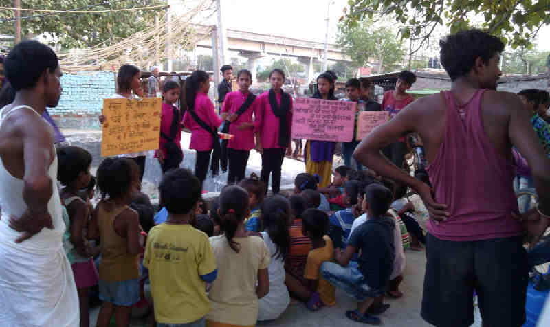 RMN Foundation school team presenting the street play – चमेली की पढ़ाई – which reveals the problems in the education ecosystem. The street play is being shown in the city as well as villages of Delhi.