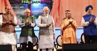 Prime Minister Narendra Modi laying the foundation stone for various projects in Lucknow, Uttar Pradesh on July 29, 2018.