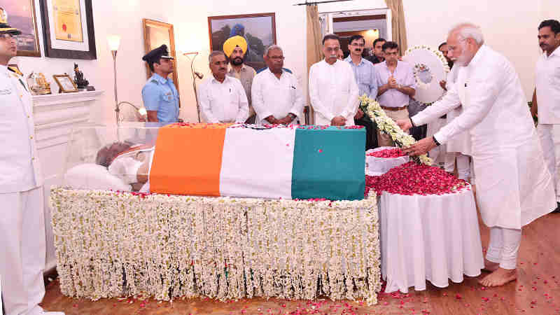 The Prime Minister, Shri Narendra Modi paying tributes to the former Prime Minister, Shri Atal Bihari Vaajpayee, in New Delhi on August 16, 2018.