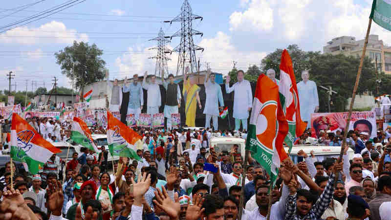 Rahul Gandhi Starts Congress Sankalp Yatra. Photo: Congress