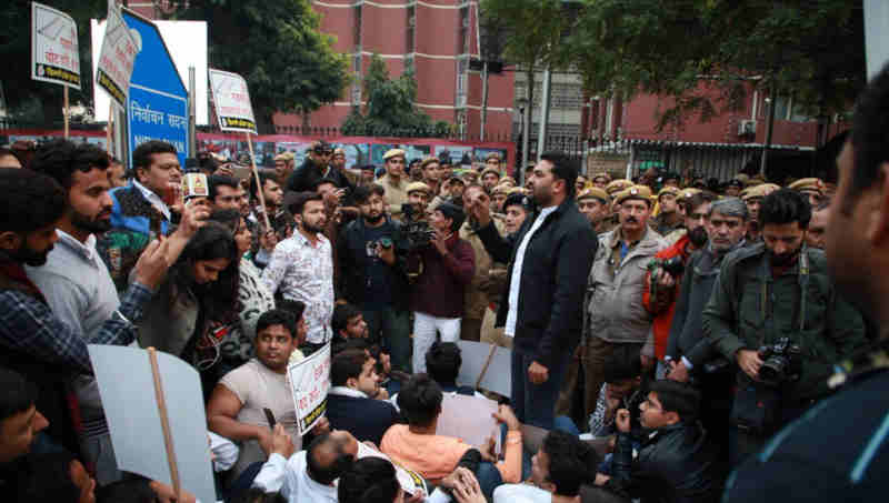 Youth Congress workers holding a protest against the use of EVMs in front of Election Commission's office in Delhi on January 24, 2019. Photo: Congress 