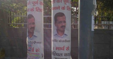 Arvind Kejriwal defaced Delhi with his posters to announce his hunger strike from March 1. But it was a false announcement. Photo: Rakesh Raman / RMN