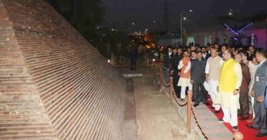 Rajnath Singh at the inauguration of the “Waste to Wonder” Park under the South Delhi Municipal Corporation (SDMC), in New Delhi on February 21, 2019. The Lt. Governor of Delhi, Shri Anil Baijal and other dignitaries are also seen.