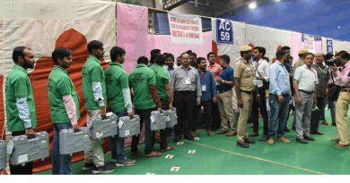 The Electoral Officials carrying Electronic Voting Machines (EVMs) for counting, at a Counting Centre of General Election-2019, at CWG Village, Sports Complex, in Delhi on May 23, 2019. Photo: PIB (file photo)