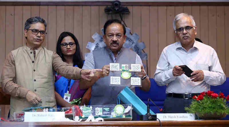 Dr. Harsh Vardhan at a press conference on Green Crackers, in New Delhi on October 05, 2019. Photo: PIB