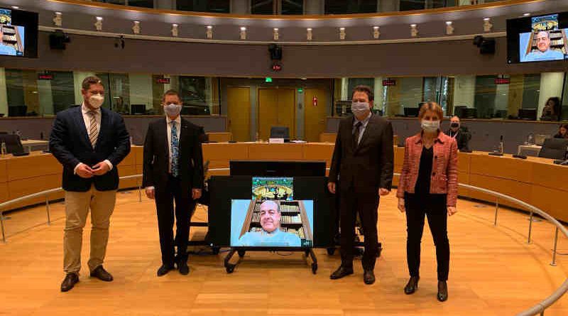 Parliament, Council and Commission negotiators moments after reaching a deal on an EU recovery package for farmers and rural areas on November 10, 2020. Photo: European Parliament