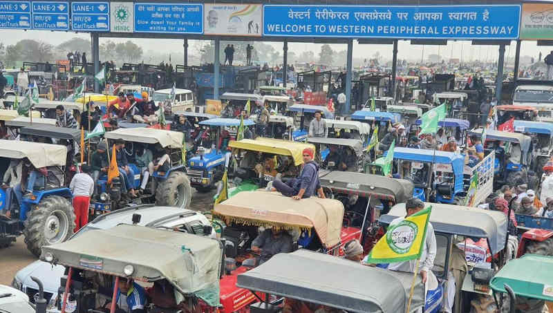 Farmers on their tractors entering India’s capital New Delhi to celebrate Republic Day and hold a protest rally on tractors on January 26, 2021. Photo: Kisan Ekta Morcha