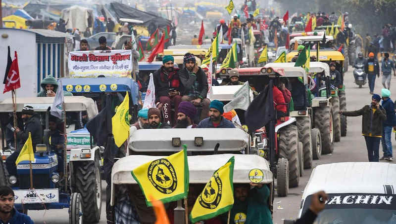 Tractors coming to participate in the tractor rally in New Delhi on January 26, 2021. Photo: Kisan Ekta Morcha