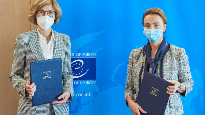 Margarete Gräfin von Galen, President of the CCBE; Marija Pejčinović Burić, Secretary General of the Council of Europe. Photo: Council of Europe