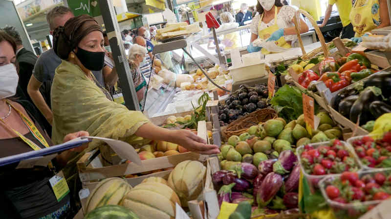 UN Deputy Secretary-General Amina Mohammed at the food market of UN Food Systems Pre-Summit. Photo: UN