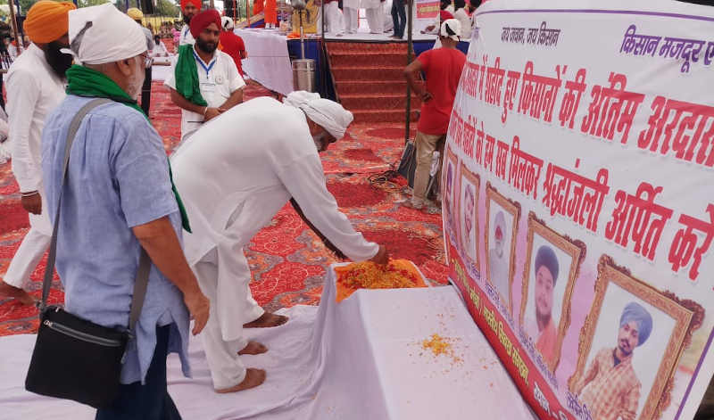 On October 12, 2021, farmers performing antim ardas (final rites) prayers of the farmers who were killed by the running cars in Lakhimpur Kheri in the Uttar Pradesh (UP) state. Photo: Kisan Ekta Morcha