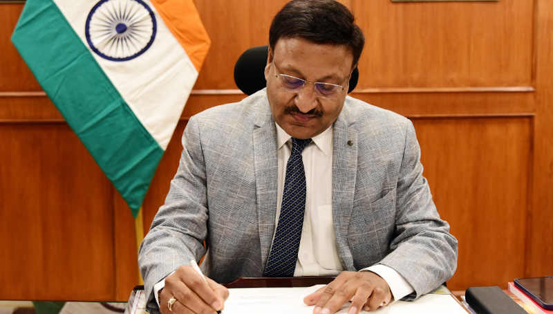 Rajiv Kumar takes charge as the Chief Election Commissioner of India on May 15, 2022. Photo: ECI
