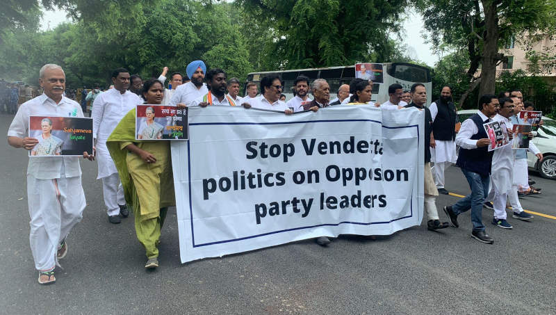 Congress leads protest on the roads of Delhi on July 21, 2022 against the Enforcement Directorate and the vendetta politics of PM Modi. Photo: Congress